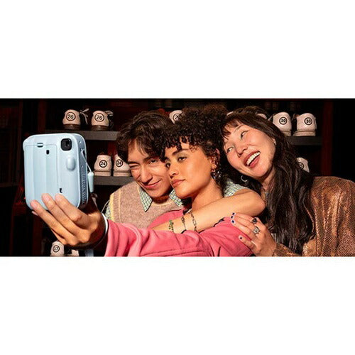 インスタントカメラ チェキ instax mini 13 フロストブルー 富士フイルム FUJIFILM 富士フイルム インスタントカメラ チェキ instax mini 12/13 フロストブルー 接写 セルフィー 簡単操作 オート露光 プレゼント ギフト 贈り物