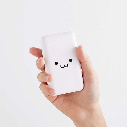薄型コンパクトモバイルバッテリー(10000mAh/20W/C×1+A×2) しろちゃん(ホワイト×ブラック) エレコム DE-C44-10000WF