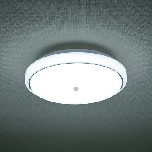 オーム電機 センサー付 LED内玄関灯 シーリングライト 昼光色 LT-Y18D-GB-PIR 人感センサー 自動点灯 消灯 100形相当 廊下 階段 トイレ 脱衣所