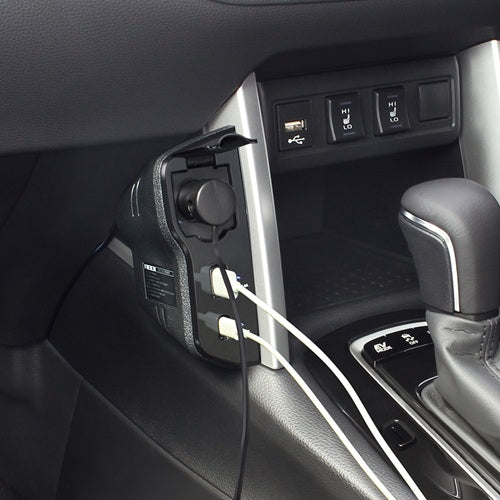 YAC 槌屋ヤック 電源BOX ソケット USBポート 車内充電 SYCO8 トヨタ カローラクロス専用