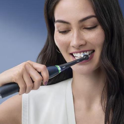 電動歯ブラシ （ブラックオニキス） Oral-B iOシリーズ iO9 ブラウン IOM92B22ACBK-1W