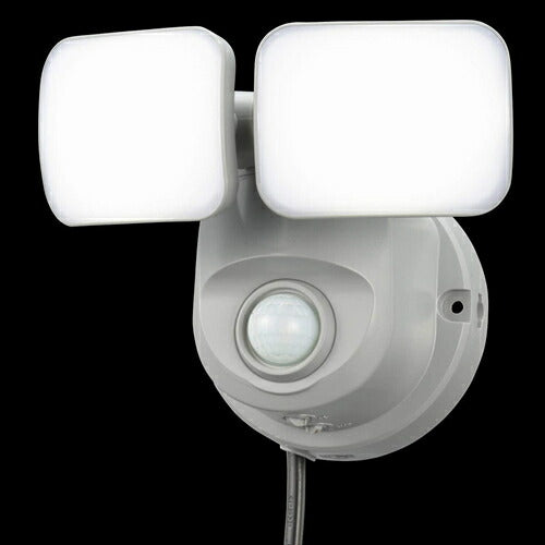 オーム電機 LEDセンサーライト OHM OSE－LS800 07－8068 人感・明暗 コンセント式 2灯